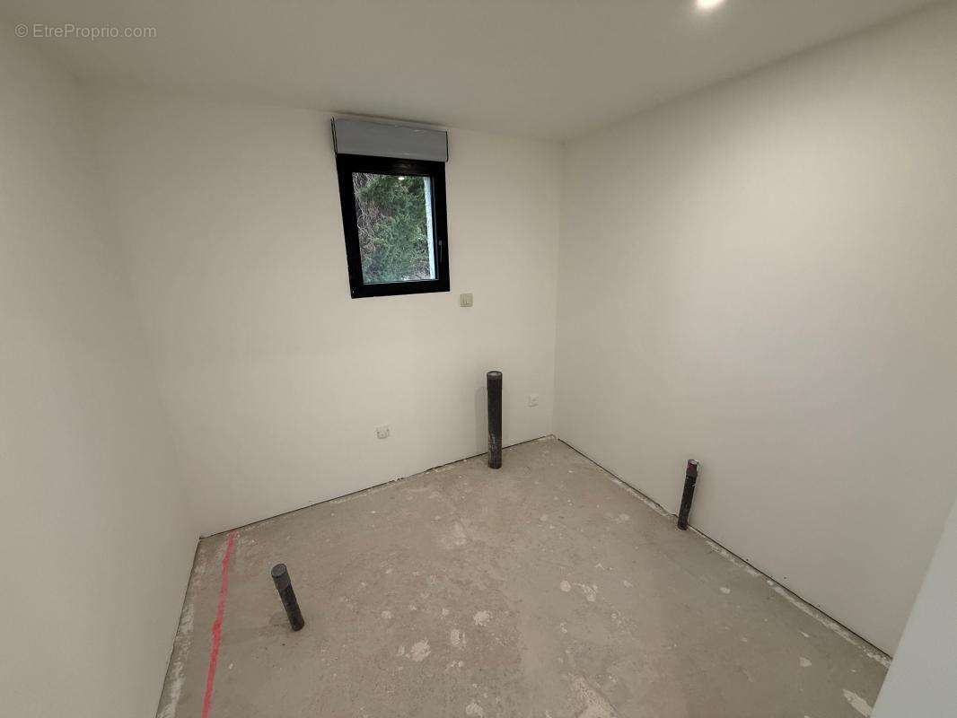 Maison à VILLENEUVE-DE-BERG