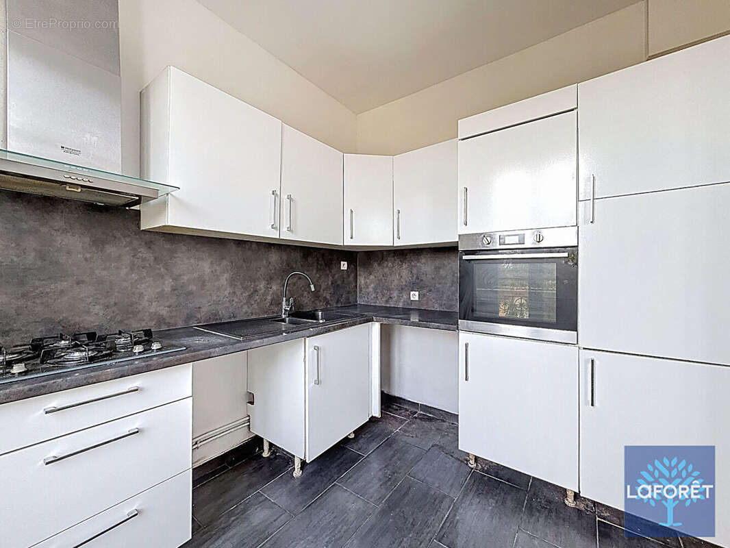 Appartement à VIGNEUX-SUR-SEINE