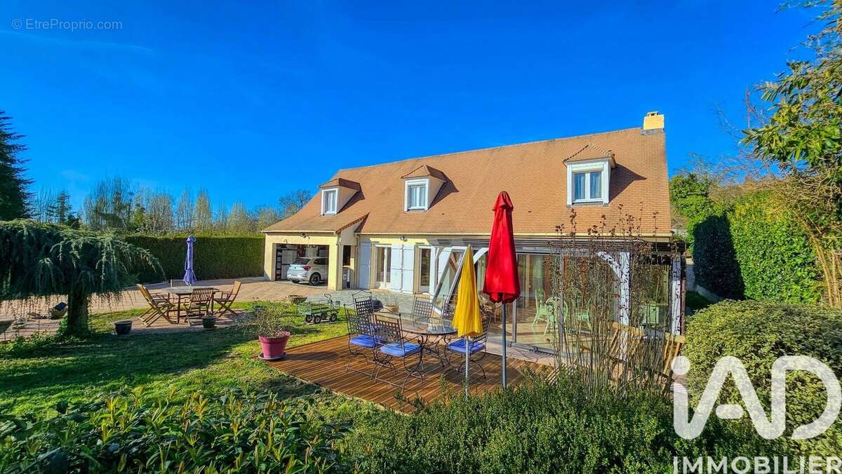 Photo 2 - Maison à MORAINVILLIERS