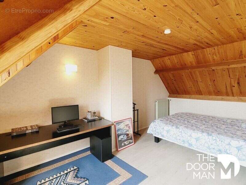 Maison à CANDE-SUR-BEUVRON