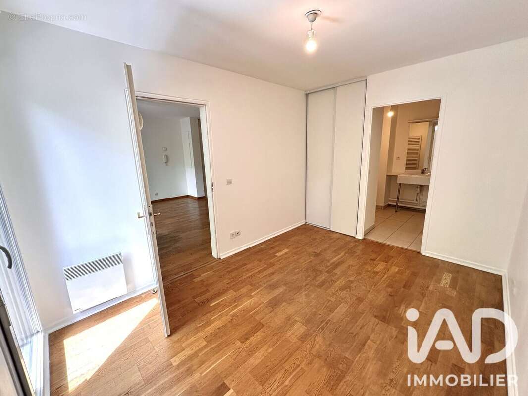 Photo 9 - Appartement à PARIS-18E