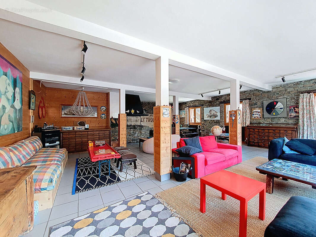 Maison à SAINT-JEAN-DE-BELLEVILLE