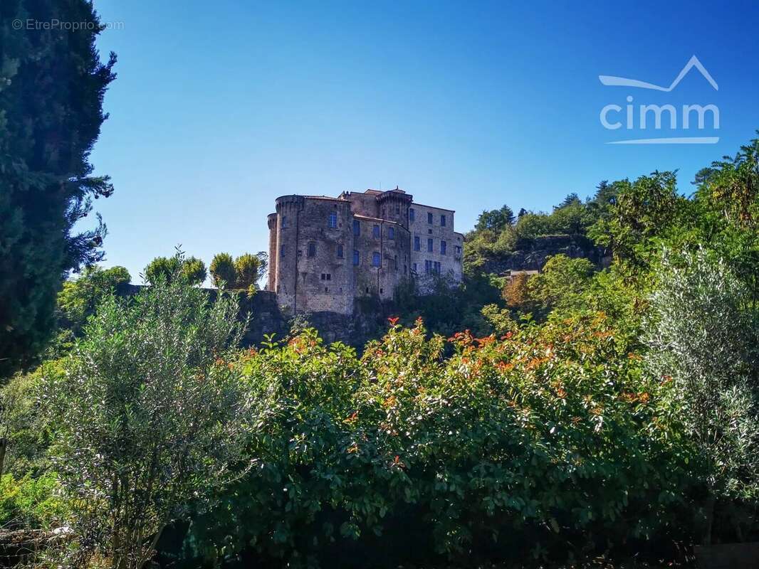 Maison d'hôtes avec vue sur le Château de Largentière - photo 5
