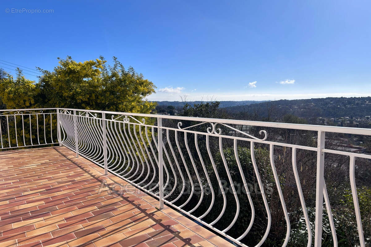 Maison à SAINT-JEANNET