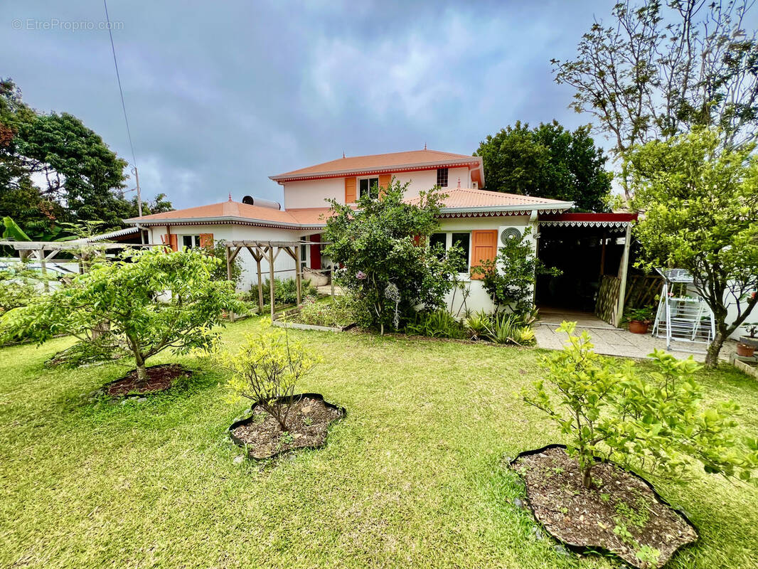 Maison à SAINT-JOSEPH