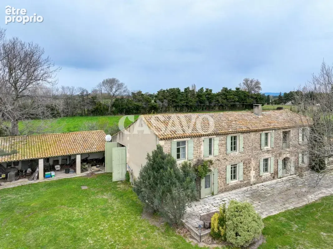 Vente Maison 8 pièces de 435m² - 13310 Saint-Martin-de-Crau - photo 22