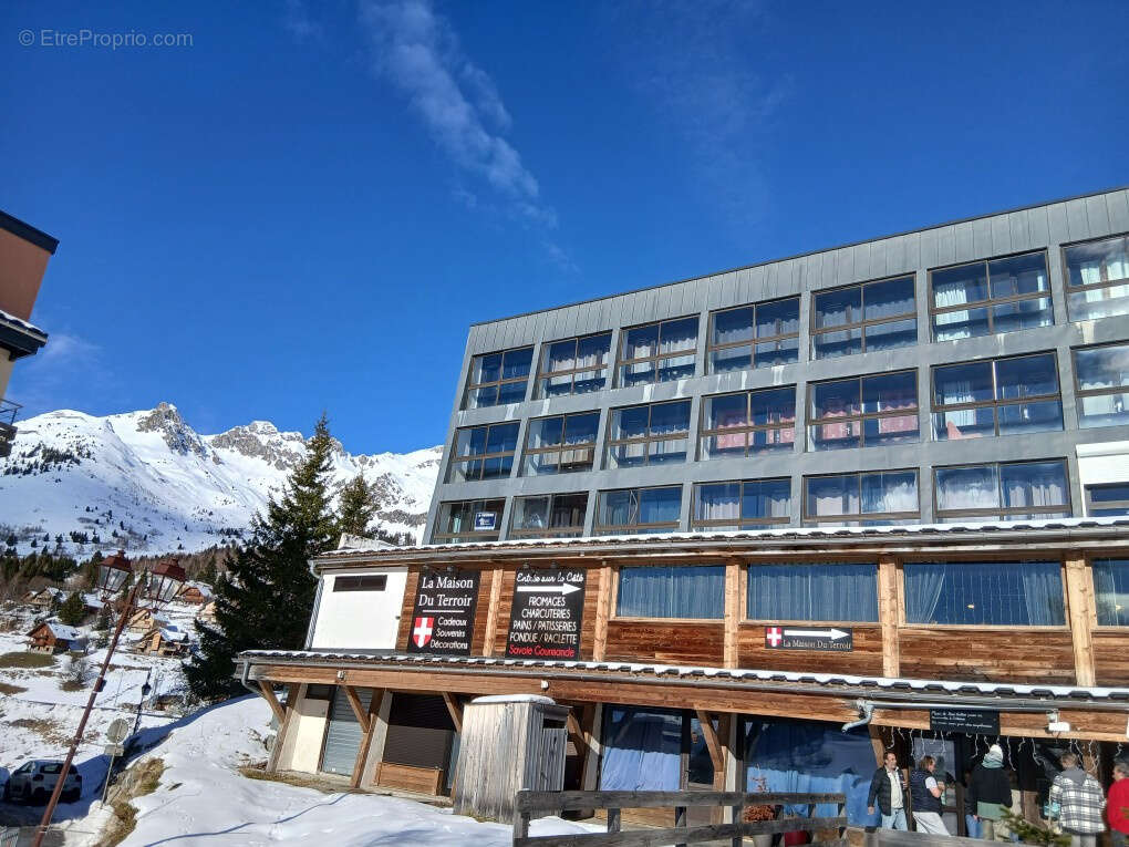 Appartement à SAINT-FRANCOIS-LONGCHAMP