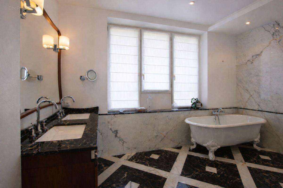 Maison à VENCE