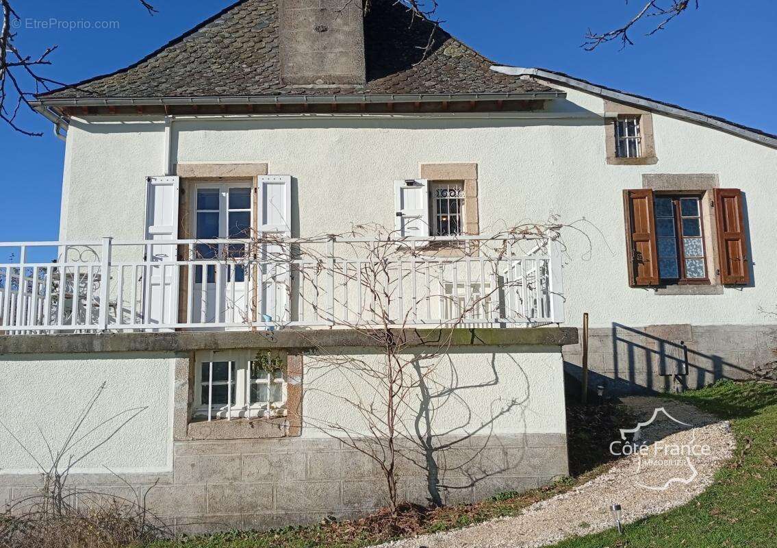 Maison à BARRIAC-LES-BOSQUETS