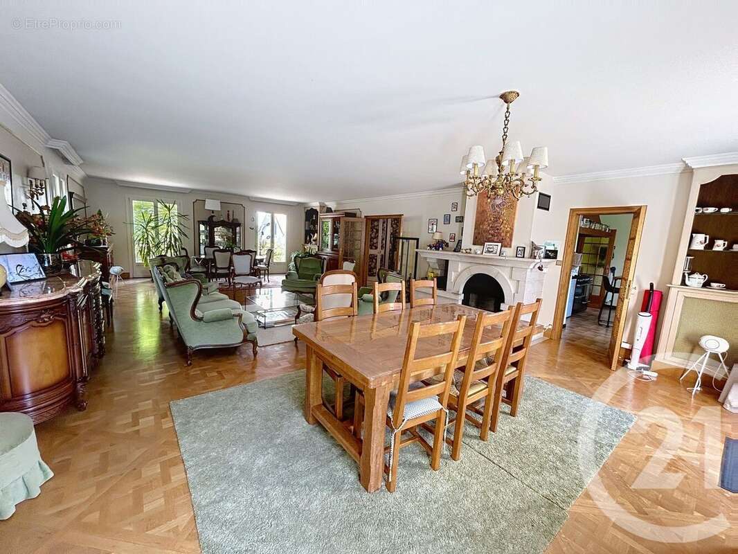 Maison à BRUGNY-VAUDANCOURT