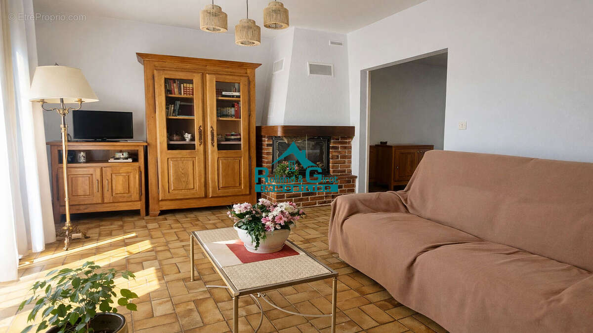 Maison à SAINT-AUBIN-D'AUBIGNE