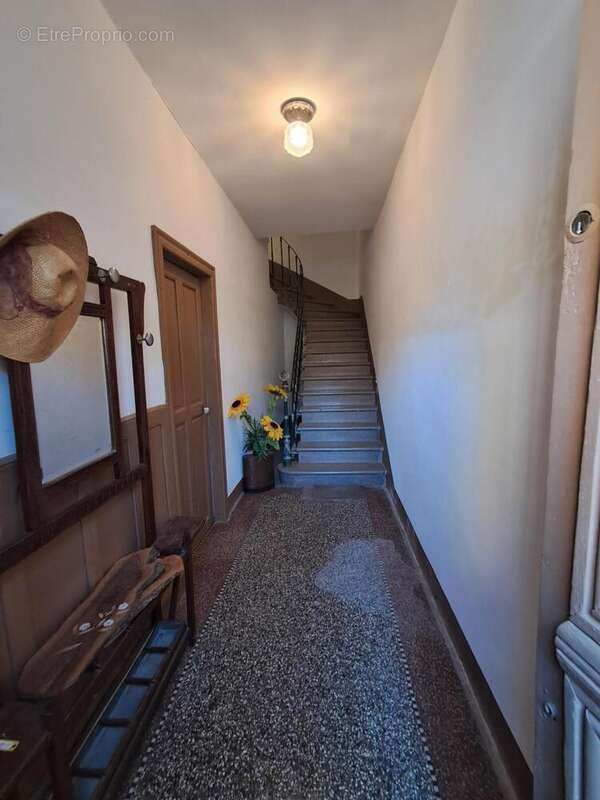 Photo 2 - Maison à POUZOLLES