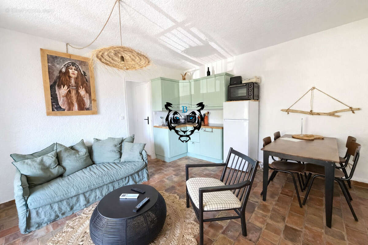 Appartement à LES ISSAMBRES