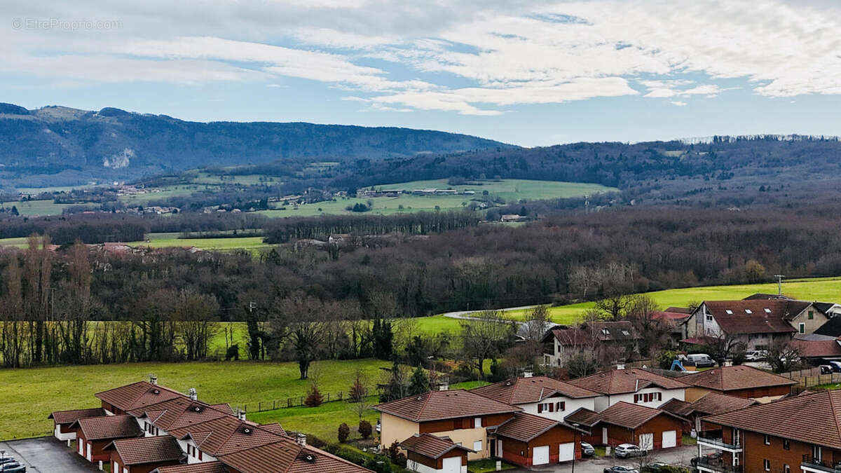 vue (4) - Appartement à VIRY