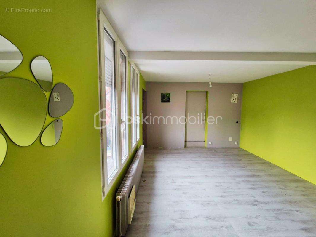 Maison à BERTEAUCOURT-LES-DAMES