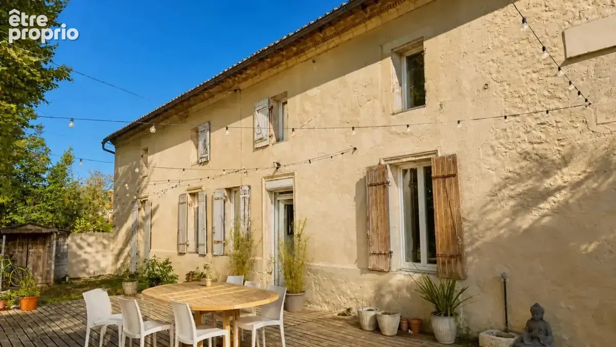 Maison de 9 pièces de 425 m² à La Sauve - photo 20
