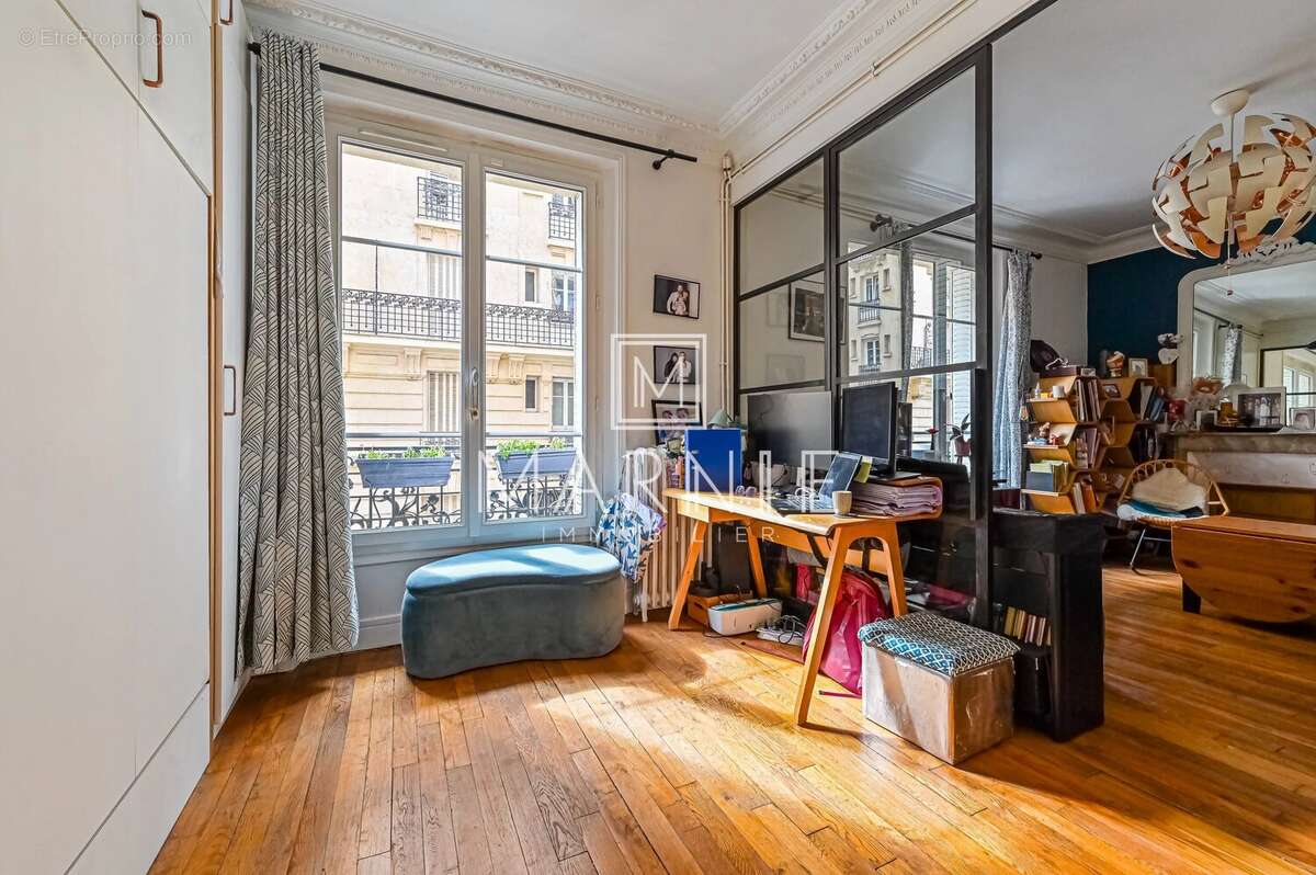 Appartement à PARIS-15E