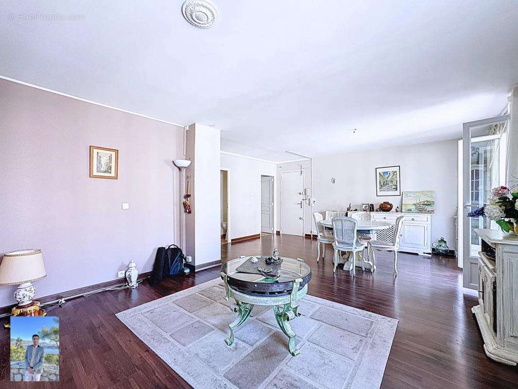 Appartement à VILLEFRANCHE-SUR-MER