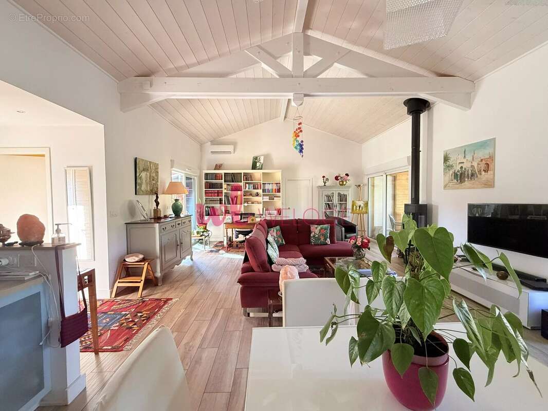 Maison à MOLIETS-ET-MAA