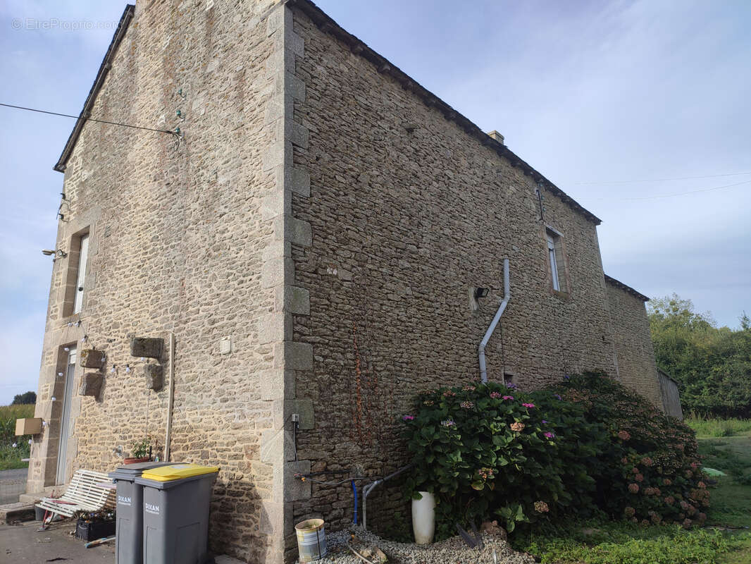 Maison à TREVRON