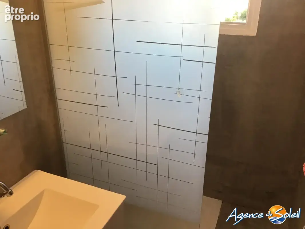 Appartement 2 pièces 44 m² à vendre à Gruissan (11430) - photo 4