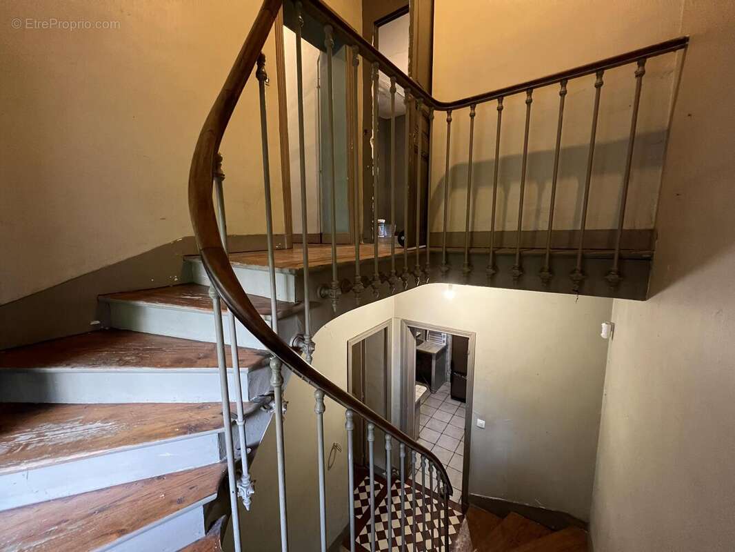 A l'étage, - Maison à VITRY-SUR-SEINE