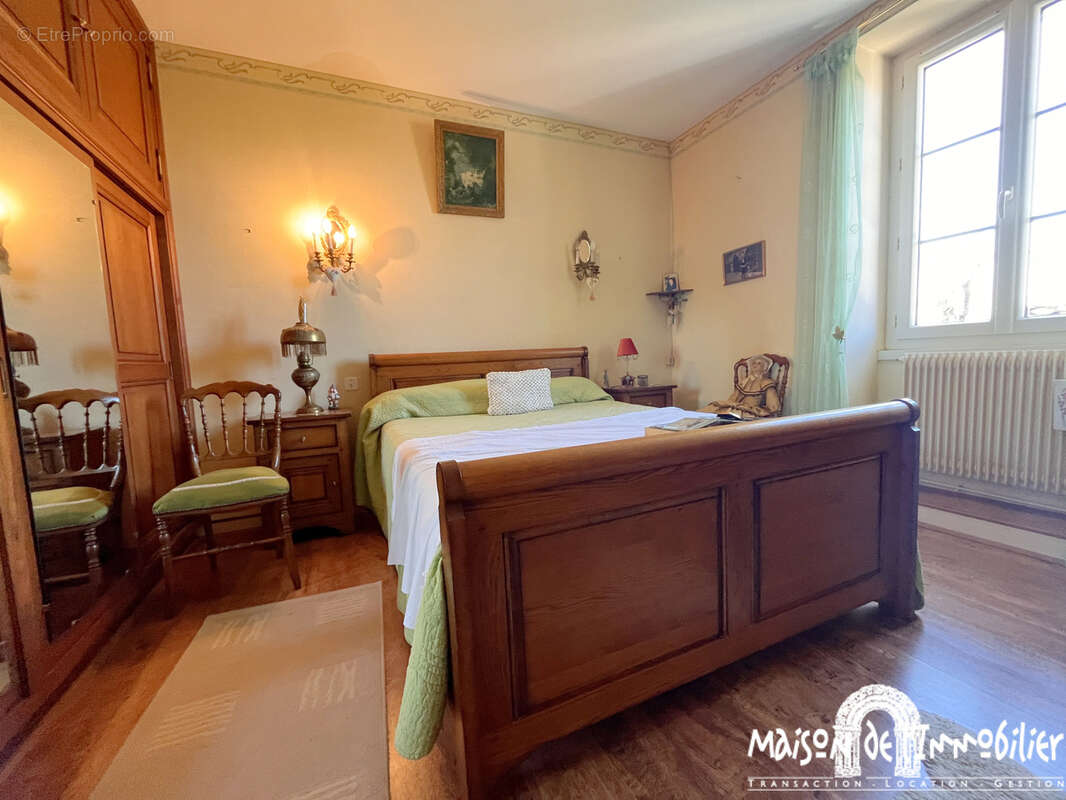 Maison à COGNAC