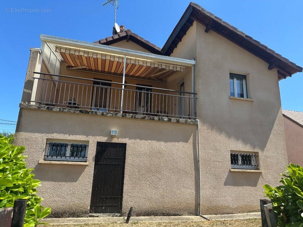 Appartement à PARAY-LE-MONIAL