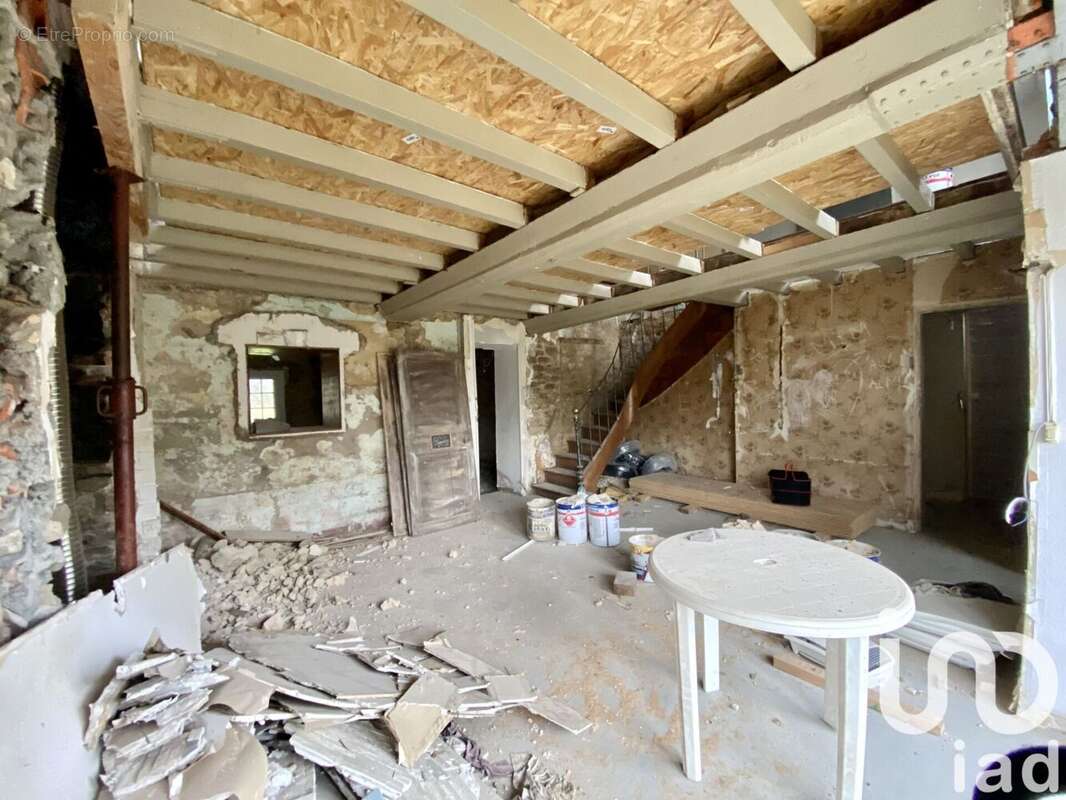 Photo 2 - Maison à LE MOLAY-LITTRY