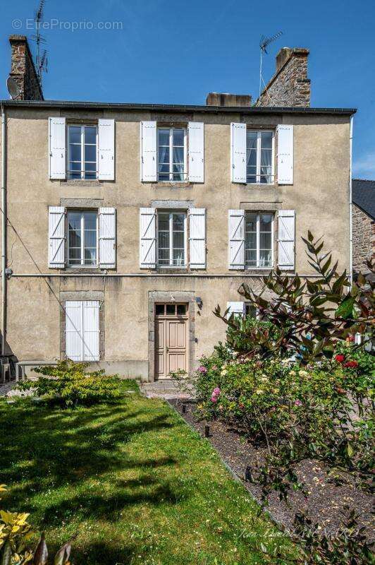 Appartement à DINAN