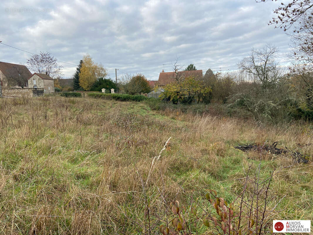 Terrain à SEMUR-EN-AUXOIS