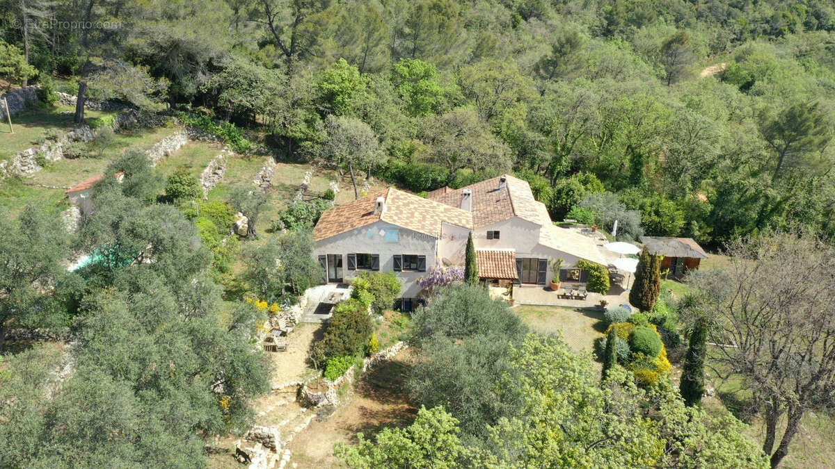 Maison à GRASSE