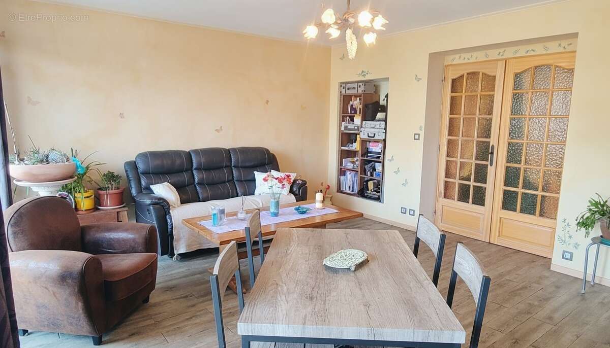 Appartement à CASTELSAGRAT