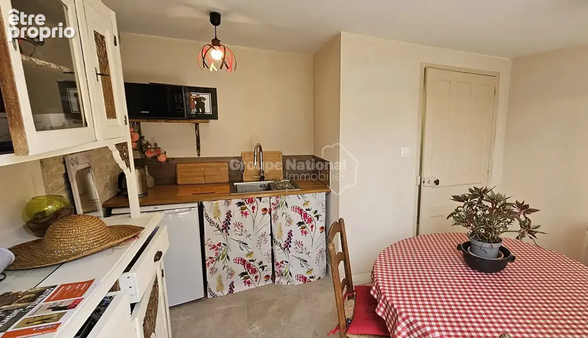 Exclusivité : Ensemble immobilier de deux maisons sur terrain de 1 570 m² - photo 9