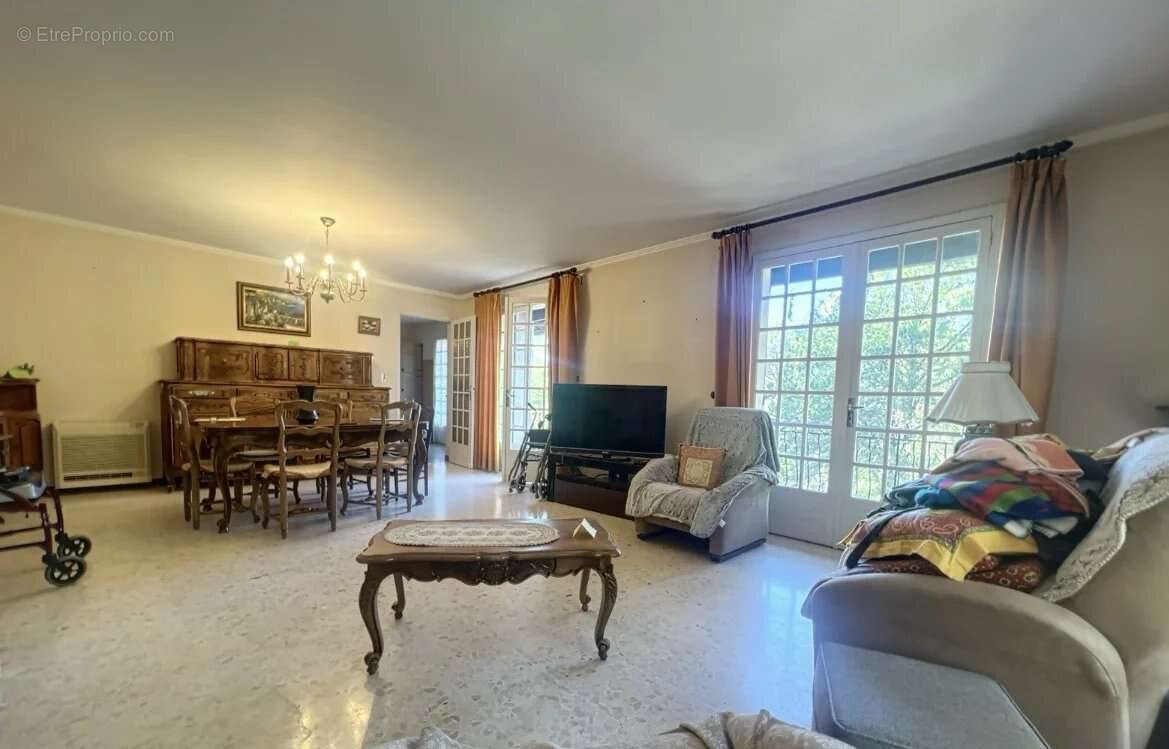 Maison à NIMES