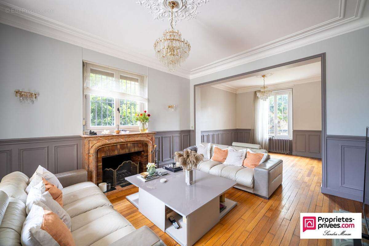 Maison à BEAUMONT-SUR-OISE