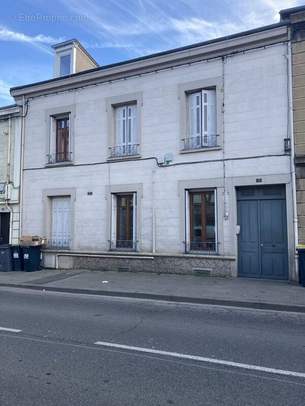 Appartement à SAINT-ETIENNE