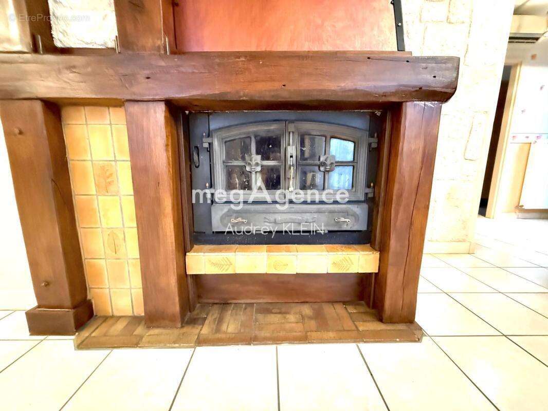 Maison à SAINT-JULIEN-DU-SAULT