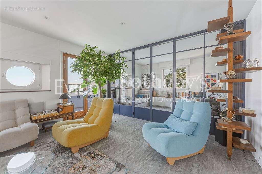 Appartement à EVIAN-LES-BAINS