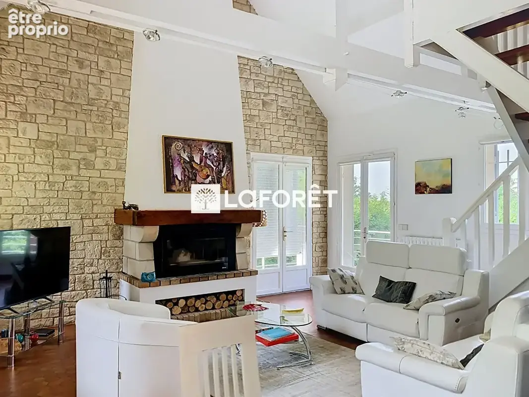 Maison de charme de 8 pièce(s) 174 m2 - photo 6