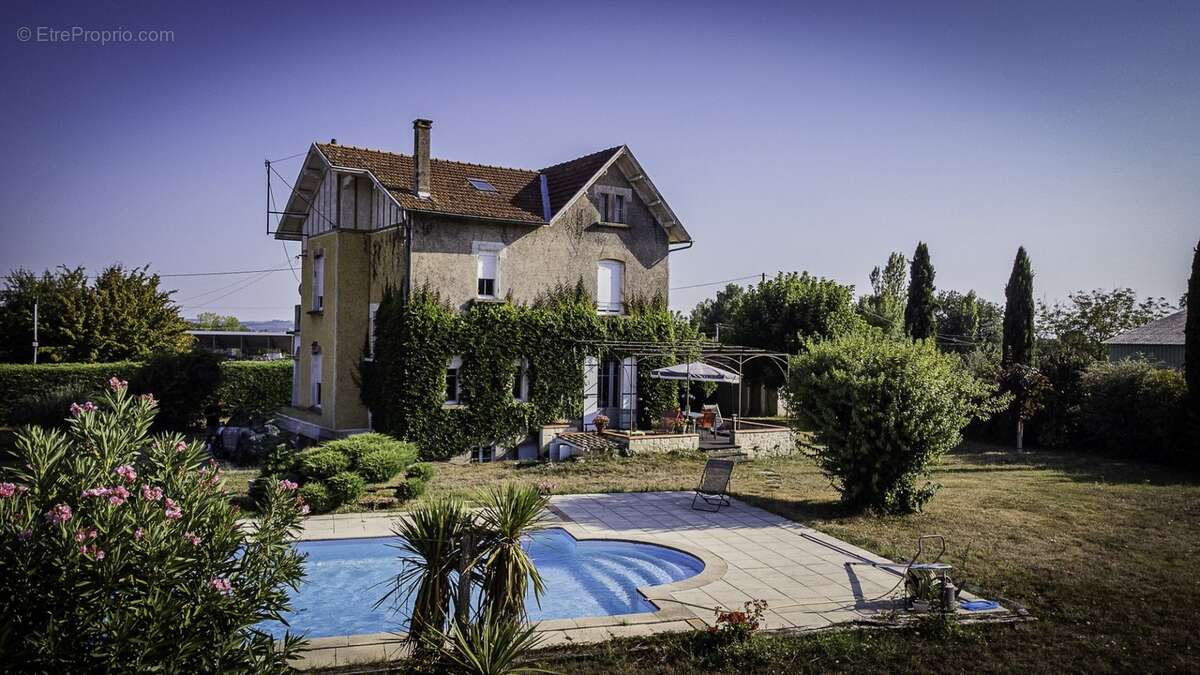 Clairac - Maison de caractère style arcachonnais à 1h de Bordeaux, 3h de Paris - photo 2