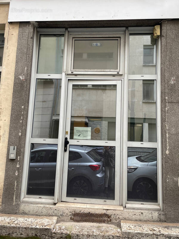 Local professionnel rénové rue Vauban - photo 3