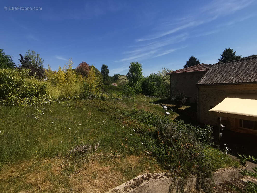 Autre à PERIGUEUX