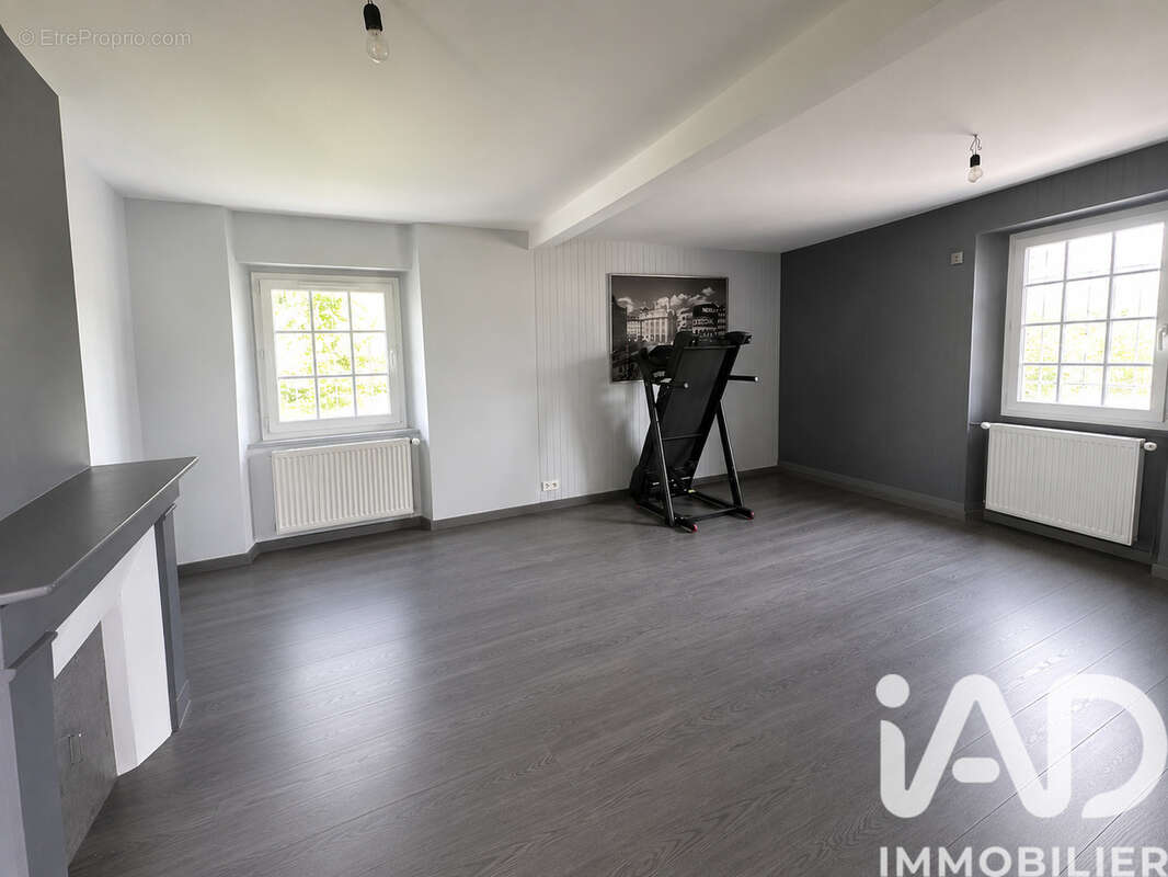 Maison 153 m² à Saint-Arnoult-Des-Bois  - photo 8