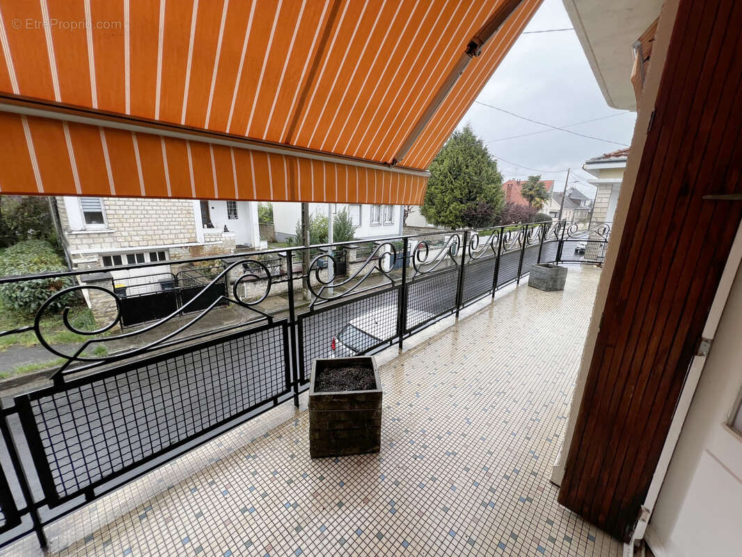 Maison à CHATELLERAULT