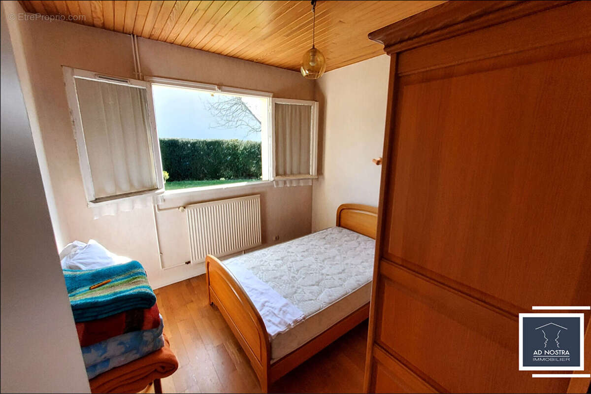 Maison à LA CHAPELLE-THOUARAULT