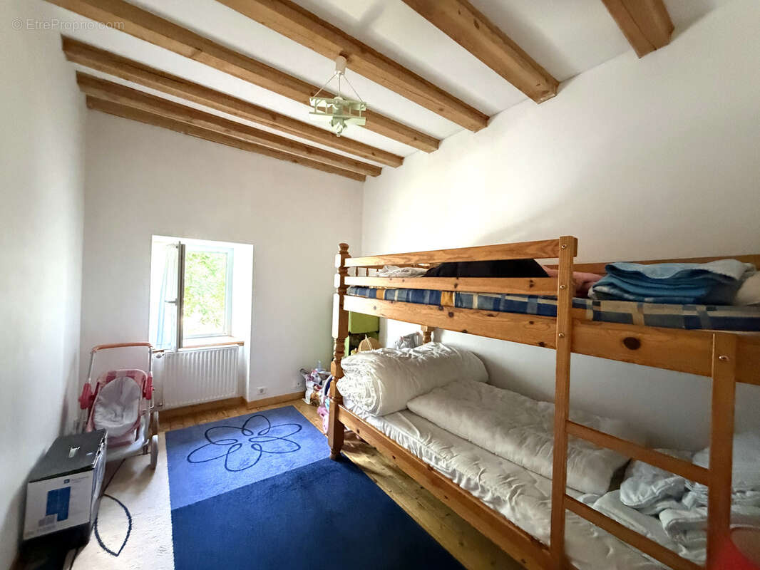 Jolie maison en pierre - photo 9