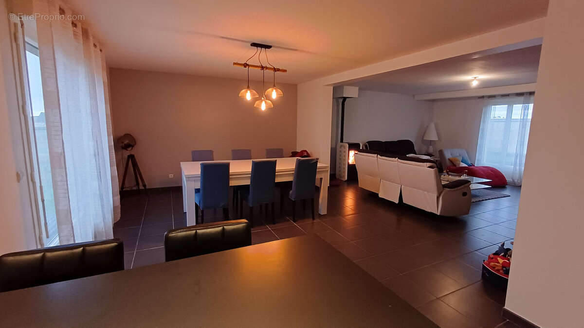 Maison à PERCENEIGE