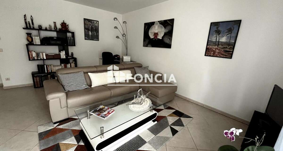 Appartement à HYERES