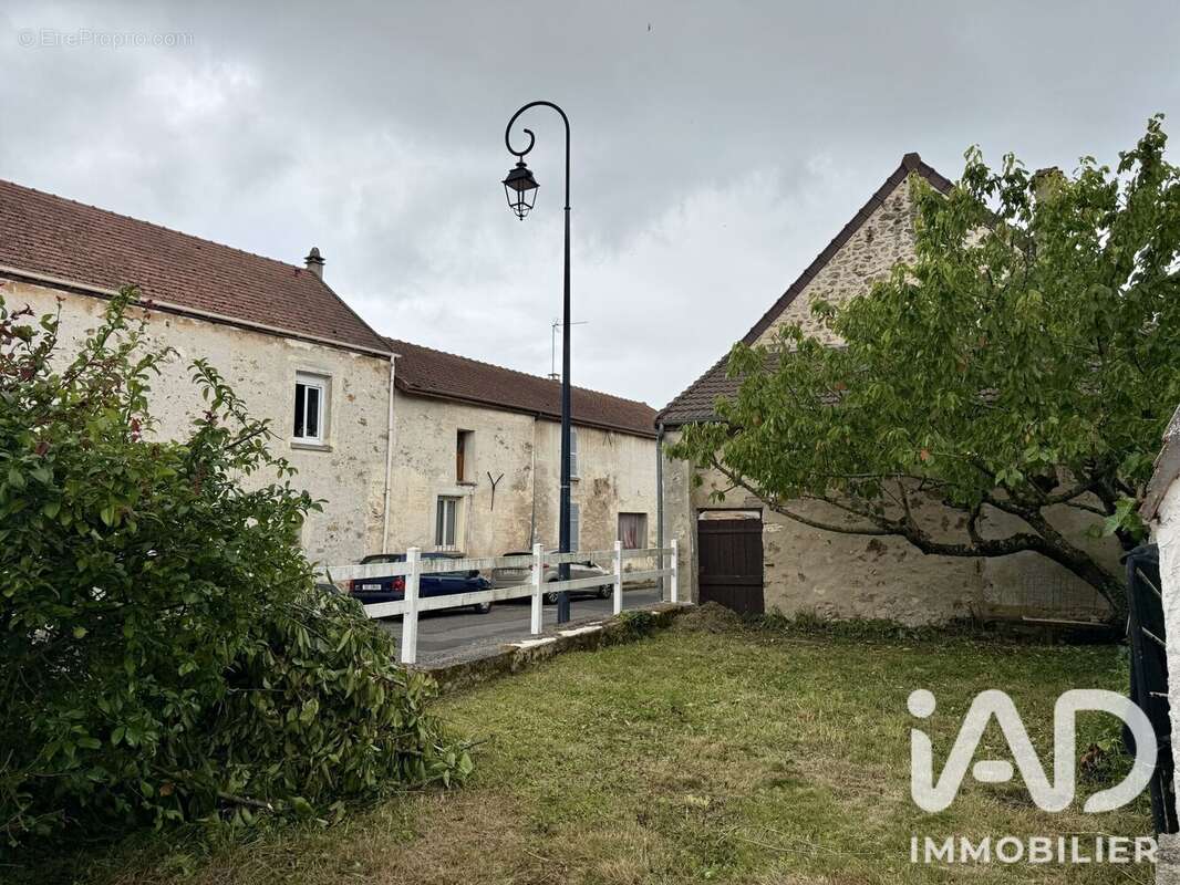 Photo 2 - Maison à VILLEJUST
